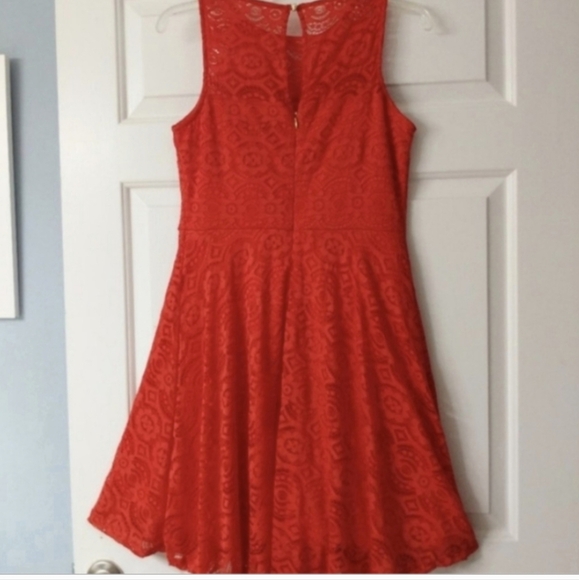 Lace dress, medium, by Thalia Sodi, red, Dressy, Formal Holiday Party Dress - Picture 7 of 9